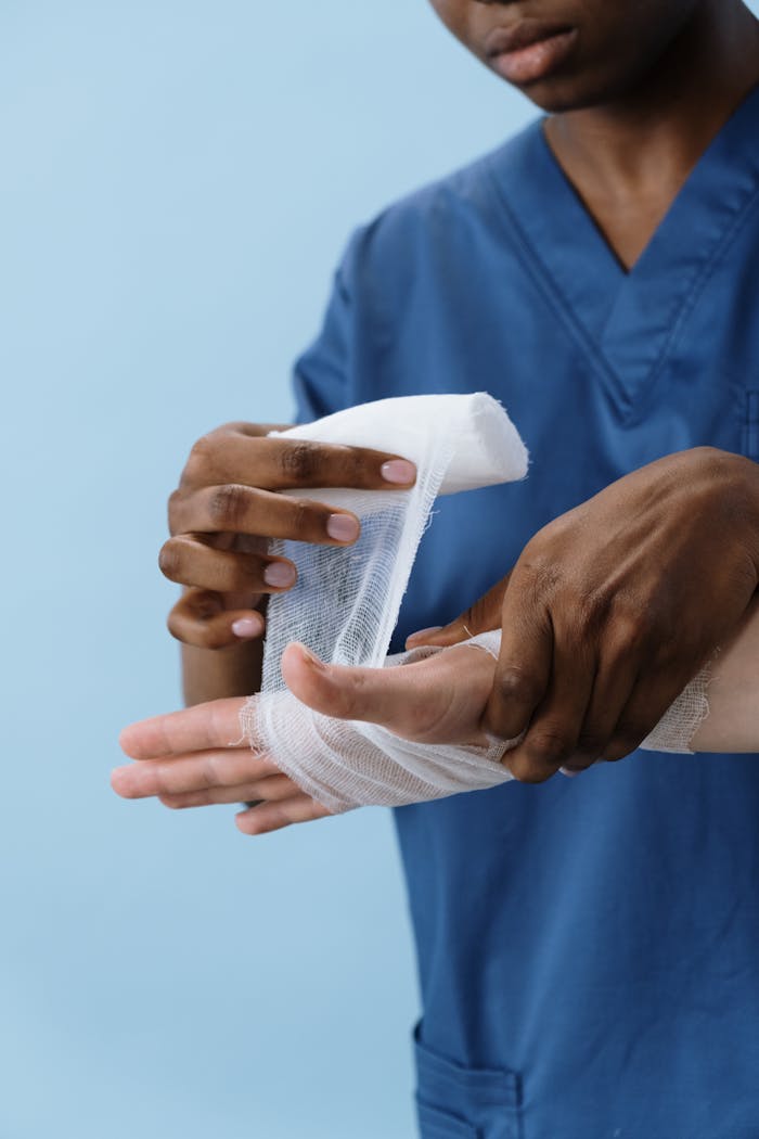 Wound Care 12 pexels-photo-5721552-5721552.jpg